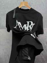 Load image into Gallery viewer, T-shirt