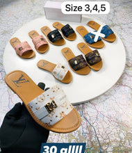 Load image into Gallery viewer, Slipper