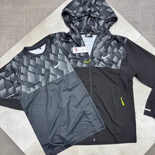Load image into Gallery viewer, Tracksuit
