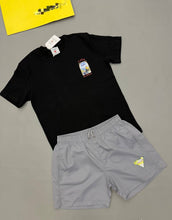 Load image into Gallery viewer, T-shirt