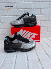 Load image into Gallery viewer, Shoes men