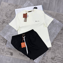 Load image into Gallery viewer, Tshirt