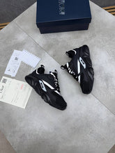 Load image into Gallery viewer, Shoes men