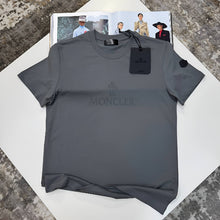 Load image into Gallery viewer, T-shirt