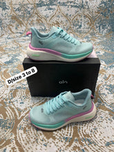 Load image into Gallery viewer, Shoes