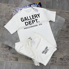 Load image into Gallery viewer, T-shirt