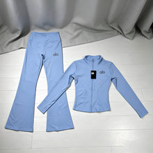 Load image into Gallery viewer, Tracksuit women