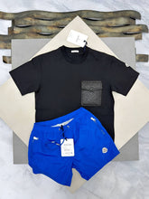 Load image into Gallery viewer, T-shirt