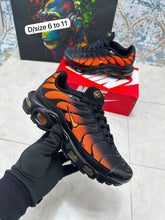 Load image into Gallery viewer, Shoes
