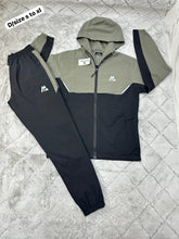 Load image into Gallery viewer, Tracksuit