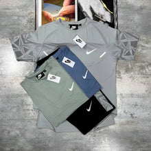 Load image into Gallery viewer, T-shirt