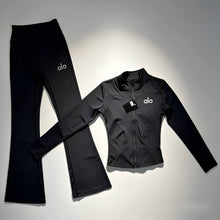 Load image into Gallery viewer, Tracksuit women