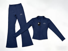 Load image into Gallery viewer, Tracksuit women