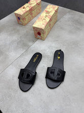 Load image into Gallery viewer, Slipper