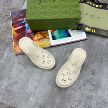 Load image into Gallery viewer, Slipper