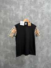 Load image into Gallery viewer, Tshirt