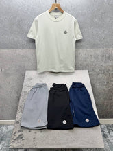 Load image into Gallery viewer, T-shirt