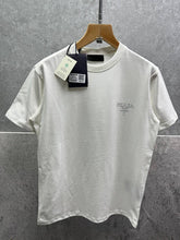 Load image into Gallery viewer, Tshirt