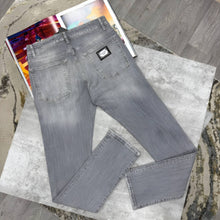 Load image into Gallery viewer, Jeans