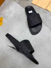 Load image into Gallery viewer, Slipper