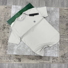 Load image into Gallery viewer, Tshirt