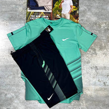Load image into Gallery viewer, Tshirt