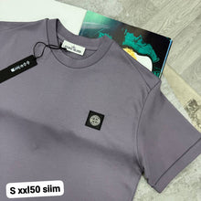 Load image into Gallery viewer, Tshirt