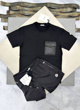 Load image into Gallery viewer, T-shirt