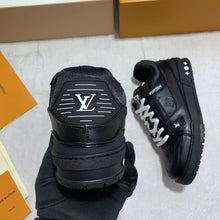 Load image into Gallery viewer, Shoes men