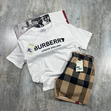 Load image into Gallery viewer, T-shirt