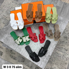 Load image into Gallery viewer, Slipper