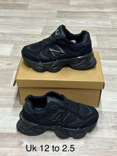 Load image into Gallery viewer, Shoes