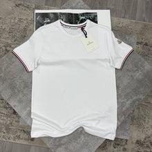 Load image into Gallery viewer, Tshirt