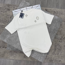 Load image into Gallery viewer, Tshirt