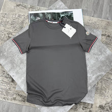 Load image into Gallery viewer, Tshirt