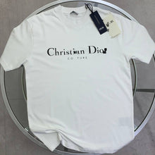 Load image into Gallery viewer, T-shirt