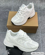 Load image into Gallery viewer, Shoes