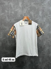 Load image into Gallery viewer, Tshirt