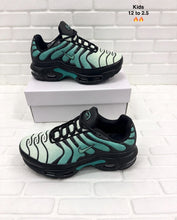 Load image into Gallery viewer, Shoes boy