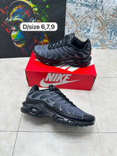 Load image into Gallery viewer, Shoes