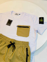 Load image into Gallery viewer, T-shirt