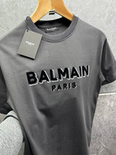 Load image into Gallery viewer, T-shirt