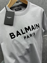 Load image into Gallery viewer, T-shirt
