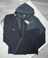 Load image into Gallery viewer, Tracksuit