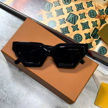Load image into Gallery viewer, Sunglass