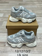 Load image into Gallery viewer, Shoes