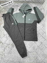 Load image into Gallery viewer, Tracksuit