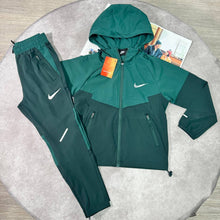 Load image into Gallery viewer, Tracksuit