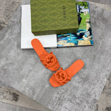 Load image into Gallery viewer, Slipper
