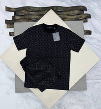 Load image into Gallery viewer, T-shirt